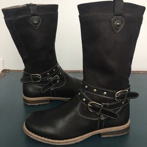 BKO by Beeko Girls Boots - size 3.5